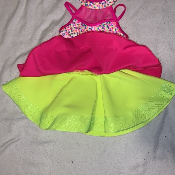 Weissman Costume “Oh me Oh my Oh you!” Child small. Pink and yellow with sequins - Picture 6 of 16